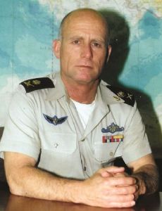 Ami Ayalon