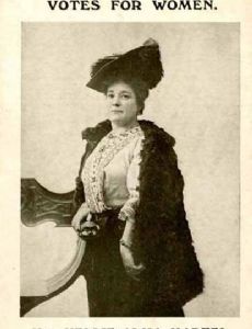 Nellie Martel