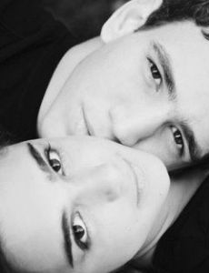 Lucas Foresti and Victoria Barreto