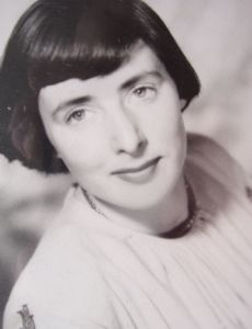 Vivienne Rae-Ellis