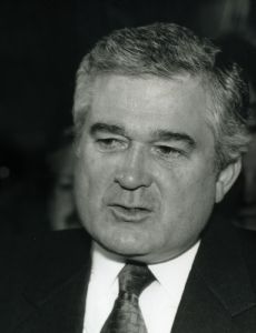 Louis V. Gerstner, Jr.