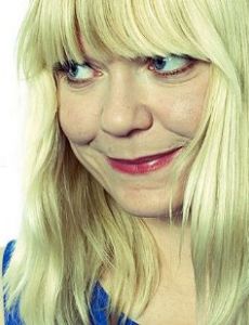 Eliza Newman (Singer)