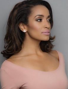 Nadia Moffett