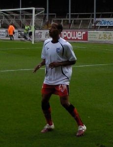 Tony Sinclair (footballer)