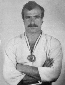 Mircea Frăţică