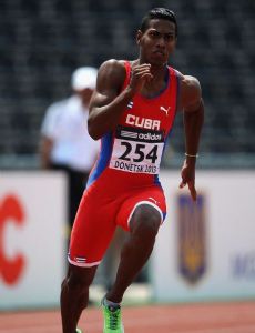 Reynier Mena