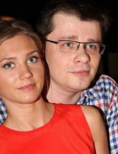 Garik Kharlamov and Kristina Asmus