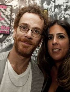 Nando Reis and Anna Butler