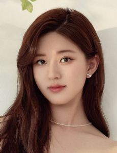 Lusi Zhao