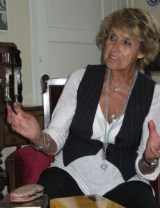 Yvonne Keuls