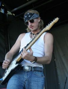 Adam Eckersley (musician)