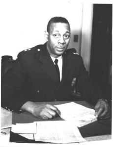 Lloyd Sealy