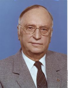 Kurt Hager