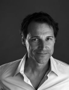 Rolf Dobelli