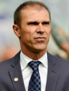 Milton Mendes