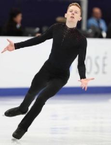 Conor Stakelum (figure skater)