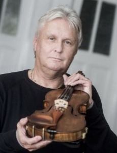 Miklós Szenthelyi