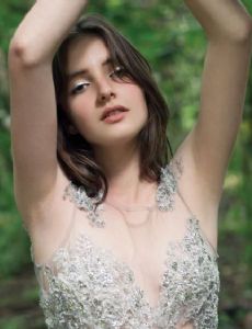 Emilia Mora (model)