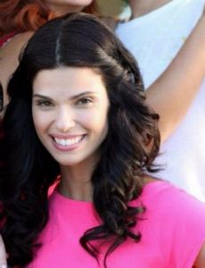 Larissa Gacamer