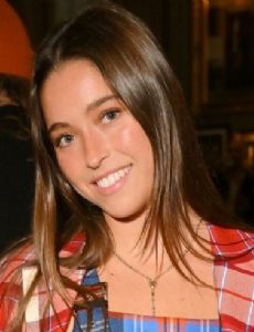 Lola Consuelos