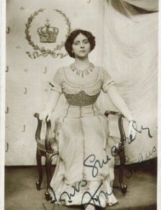 Amy Evans