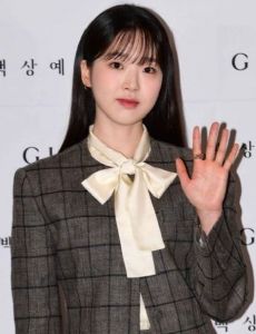 Kim Si-eun