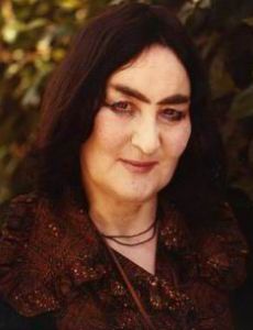 Aviva Uri