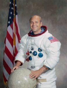 Ronald Evans