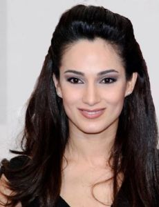 Asli Bayram