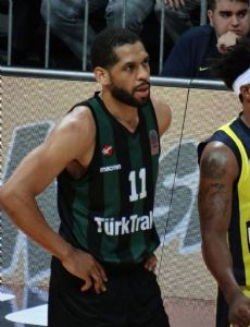 C. J. Harris (basketball)