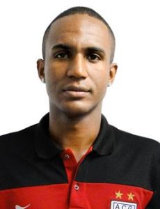 Leonardo José Aparecido Moura