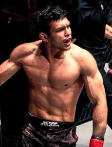 Luís Santos (fighter)