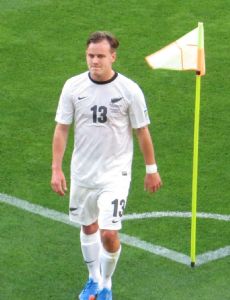Chris James (footballer)