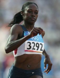 Sheena Tosta