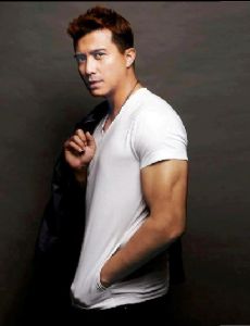 Aaron Aziz