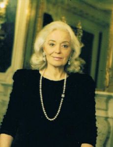 Gwyneth Jones (soprano)