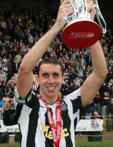 John Thompson (Irish footballer)