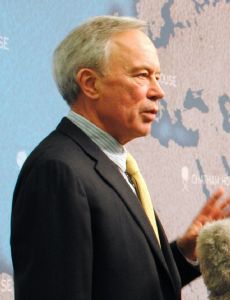 Andrew Wood (diplomat)