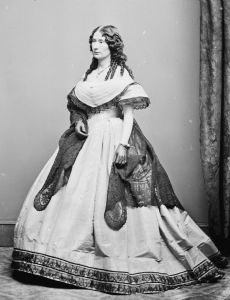 Laura Keene