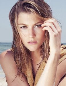 Alexandra Knight