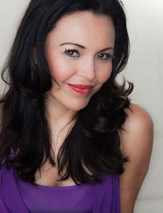 Sandra Santiago