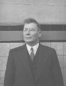 Tom Arthur (politician)