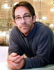 Kim Gyngell