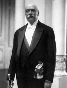 Juan Luis Sanfuentes