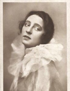 Martha Novelly