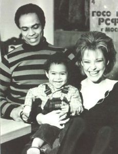 Weyland Rodd Jr. and Irina Ponarovskaya