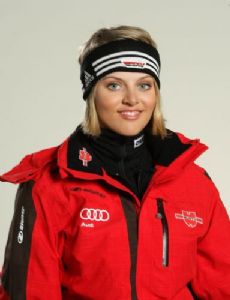 Julia Manhard