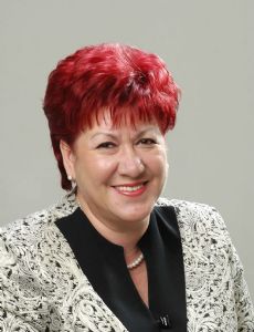 Dagnija Staķe