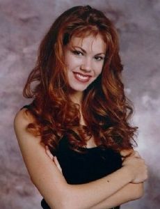 Nikki Cox