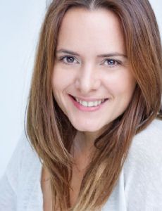 Eva Santolaria